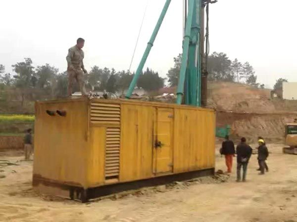 道县如何判断水冷式机油散热器密封件是否需要更换？